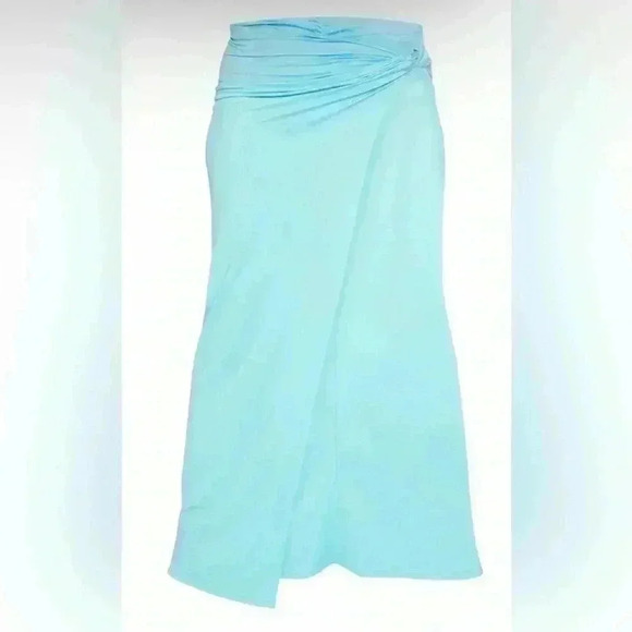 PrettyLittleThings Blue Twist Detail Soft Feel Skirt Beach Cover Up Size S - Picture 9 of 10